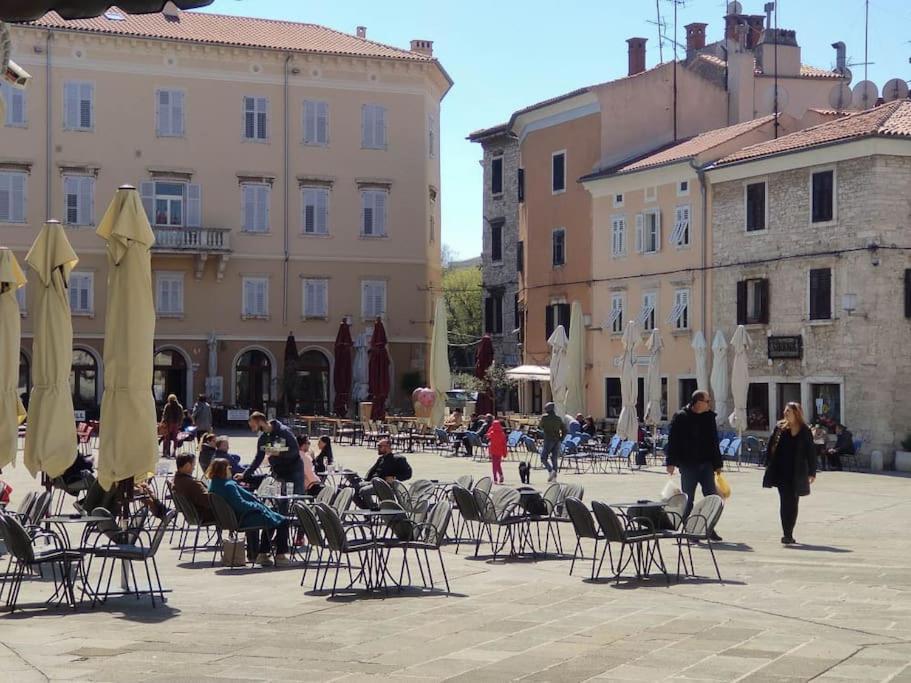 Loft Bed With Free Parking, 2 Bikes! Self Check In, Wi-fi, Ac Apartment Pula